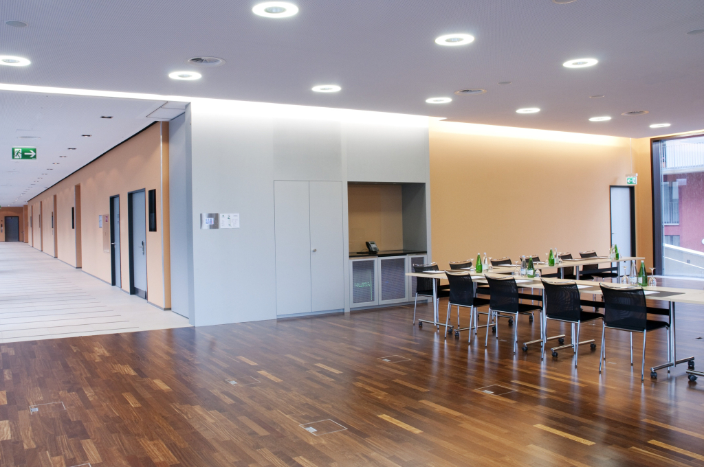 Holiday Inn Zürich Messe by IHG
