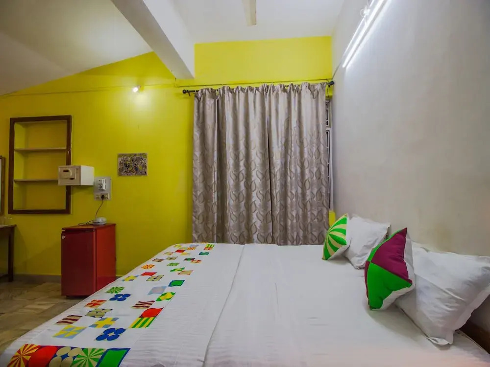 OYO 12902 Home Vibrant Stay Candolim