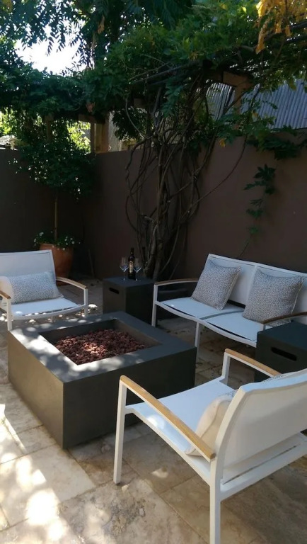 Rockhouse Suites