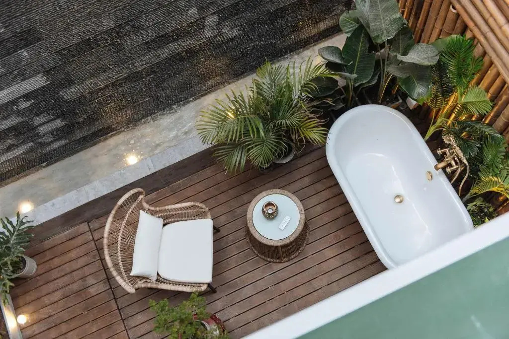 LOCALS·GuangZhou Liwan·Changshoulu subway station·Shangxia Jiu shopping street·Locals Apartment·00169540