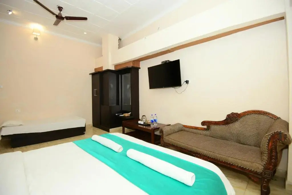 A P Palace Hotel