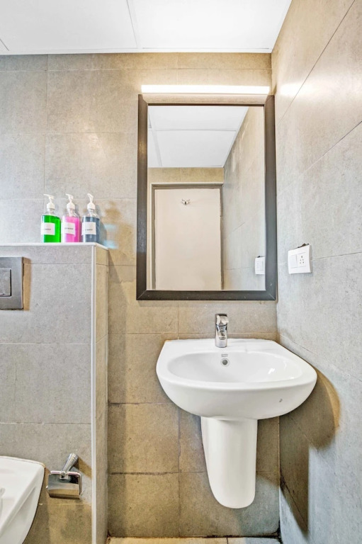 UPAR Hotels Uthandi, ECR