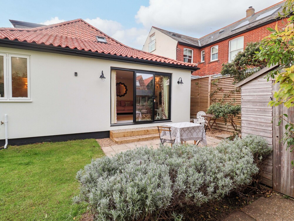 52 Lee Road