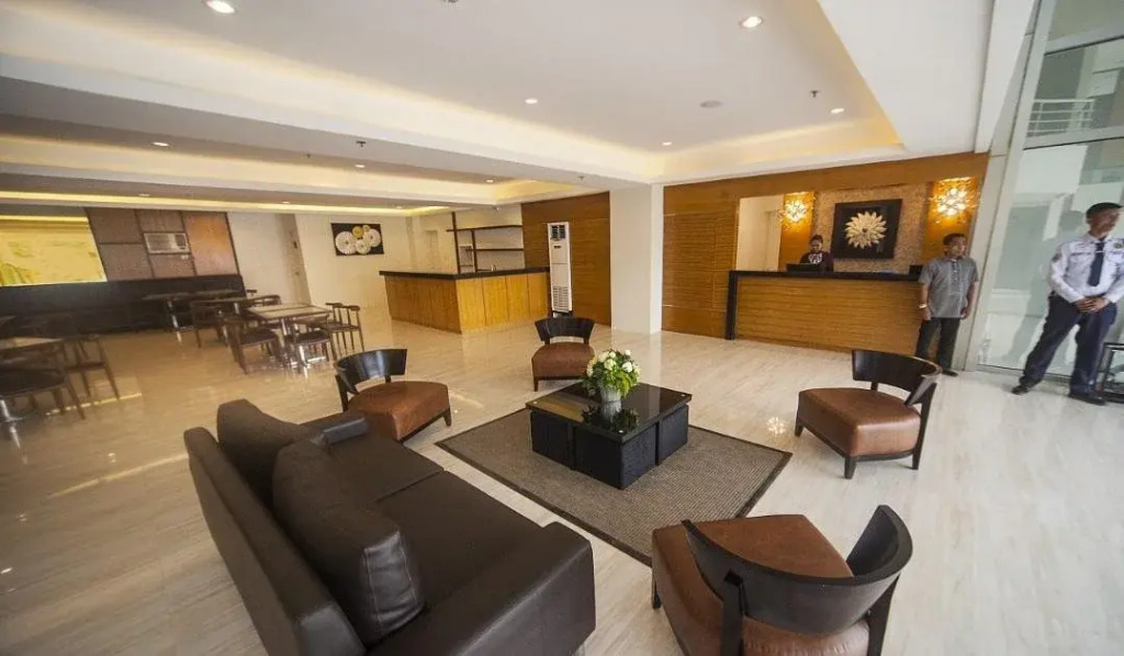 NS Royal Hotel