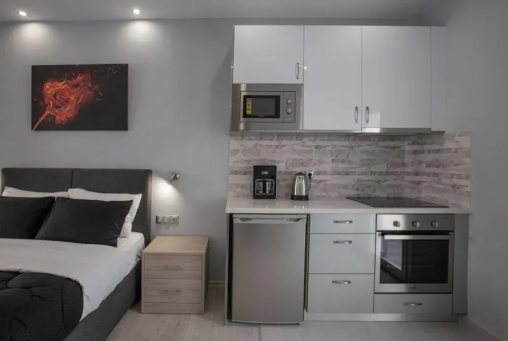 Studio penthouse near Acropolis by GHH