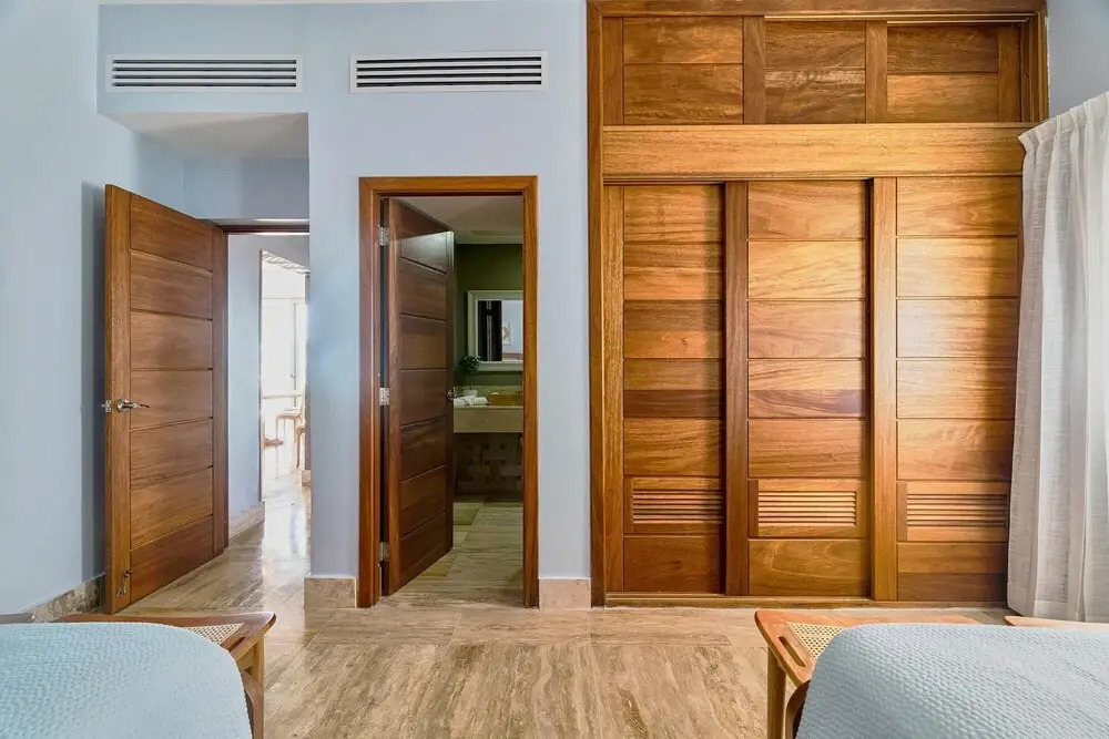 Beachfront Condo w Sea View A-202 Costa Atlantica