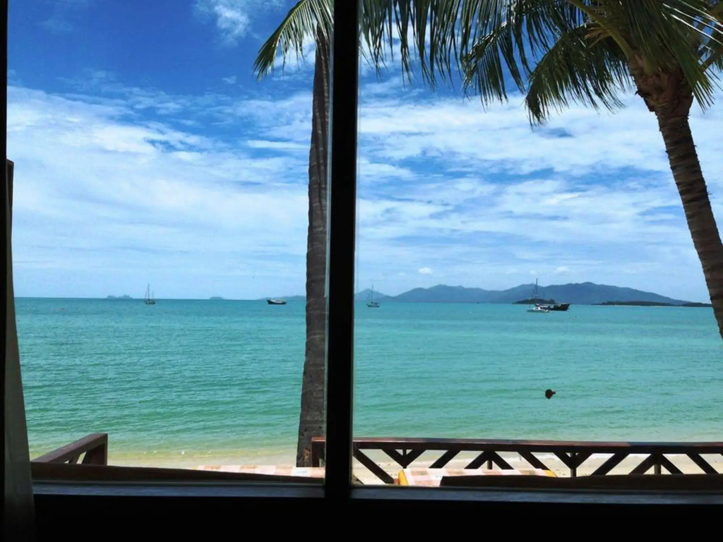 Dome Lay Beach Resort