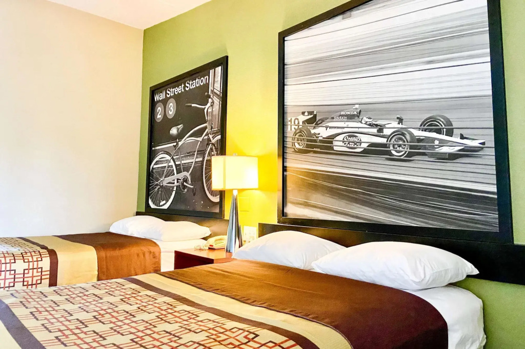 Super 8 by Wyndham Rocky Mount I-95 EXIT 145