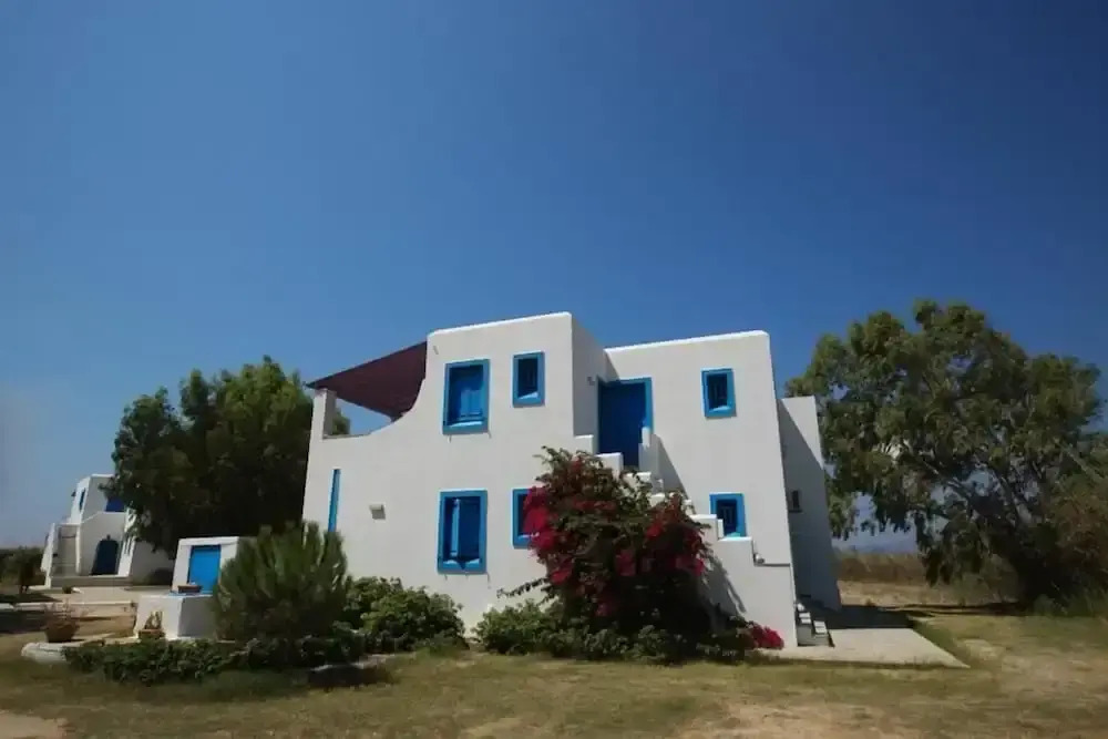 Lianos Studios