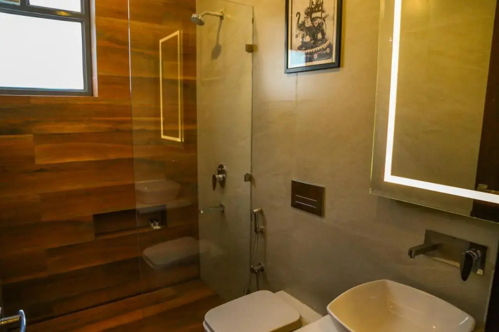 Four Leaf Hotel - Sapphire Blue, Varanasi