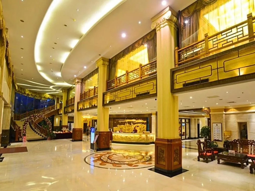 Golden Lotus Herton Seaview Hotel
