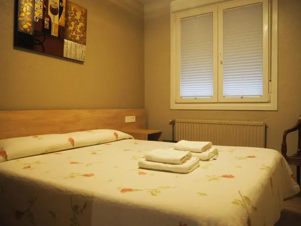 Hostal Acella