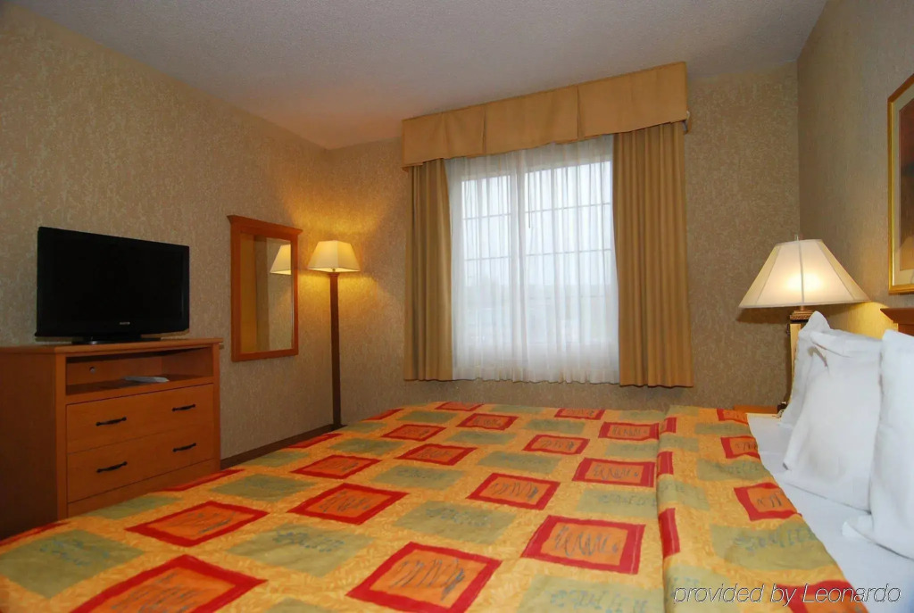 Best Western Locust Grove Inn & Suites