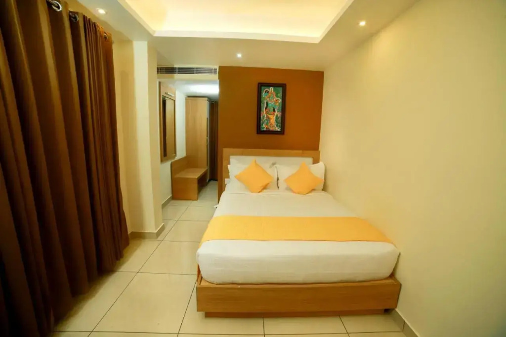 Treebo Sree Varshavilas Regency, 500 Mtrs From Guruvayoor Temple