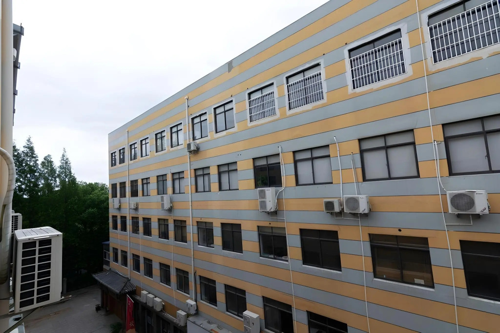 IU Hotel Shanghai Minhang Jiaotong University Dongchuan Road Subway Station Branch