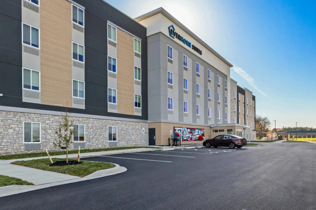 Everhome Suites Bowling Green by Choice Hotels