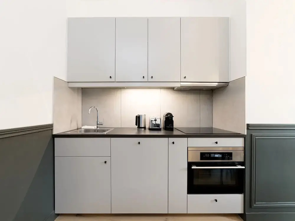 LUX 4BDR Opera Lafayette 3 by Livinparis