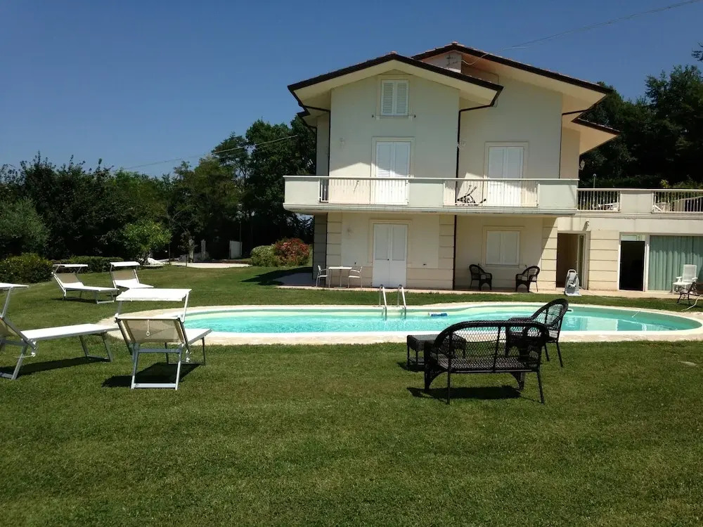 Villa with 5 Bedrooms in Montelabbate, with Wonderful Sea View, Private Pool, Enclosed Garden - 13 Km From the Beach
