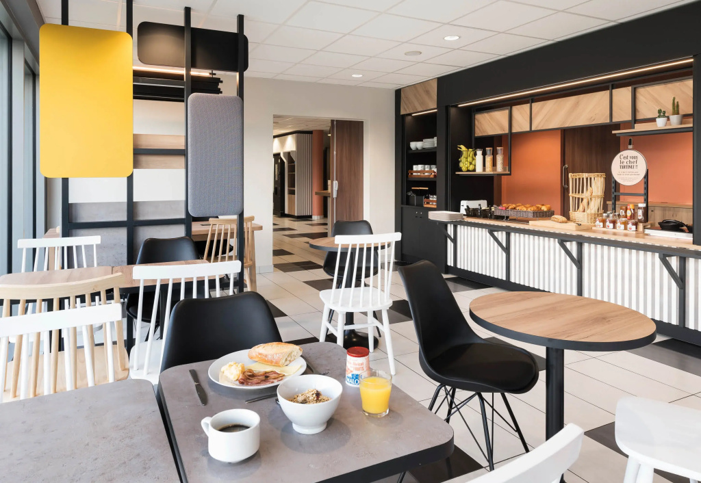 B&B HOTEL Laval Ouest