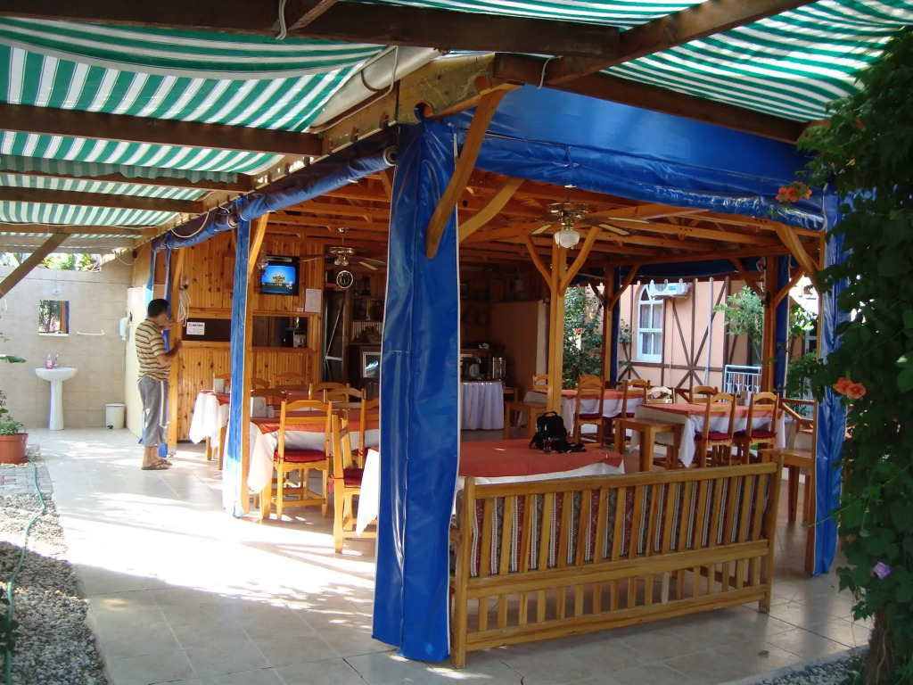 Yavuz Motel Adrasan