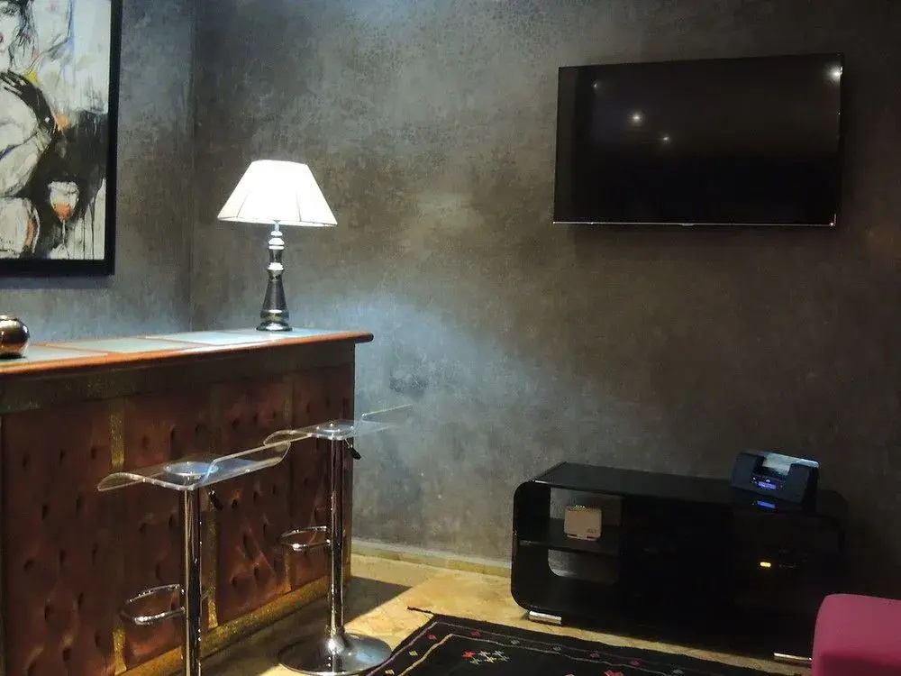 Riad Bulle DOr  Spa
