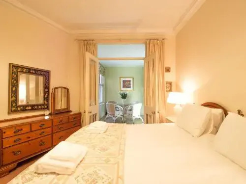 The Studio Apartment - The Edinburgh Address