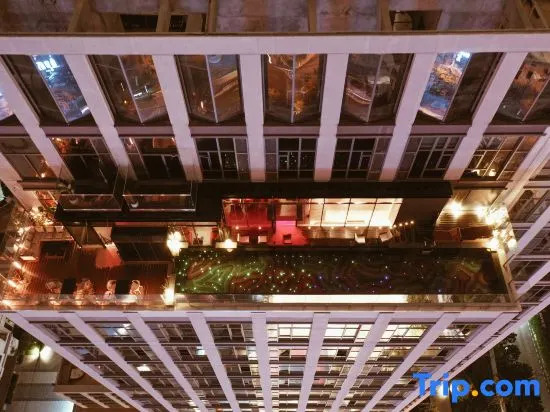Xishe Qinghuan Sky Private Hot Spring & Terrace Garden Hotel