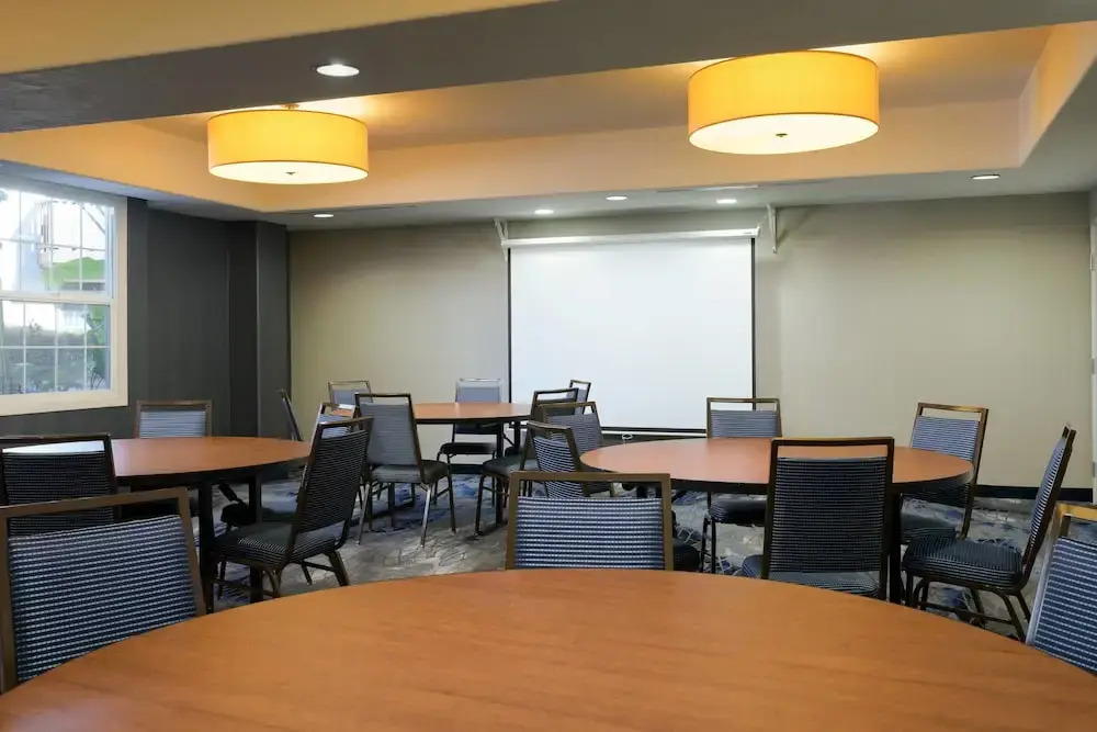 Fairfield Inn & Suites San Diego Old Town