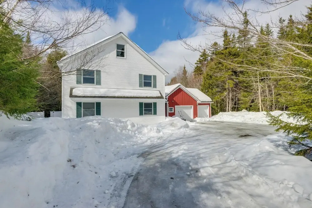 Golf, Hike & Unwind: Spacious Dover Retreat!