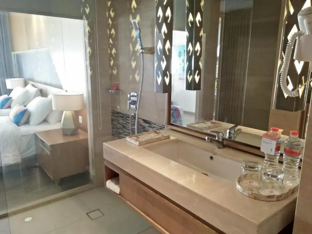 Aruna Senggigi Resort & Convention