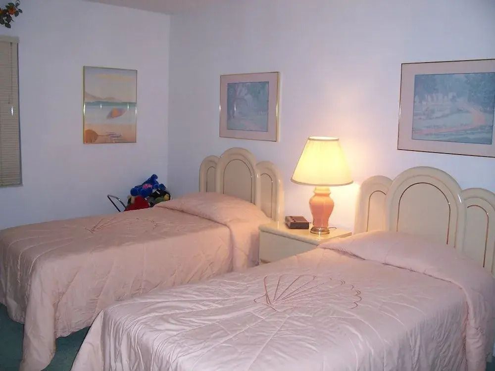 Sea Woods 2bdrm Veranda 134V - 2 Br Condo