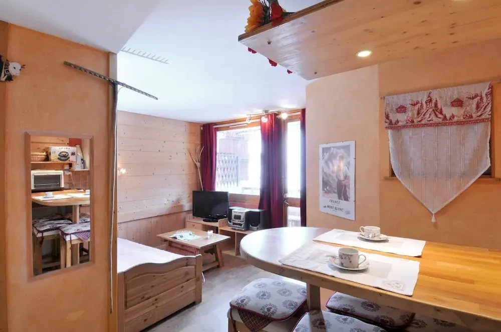 Residence Saintjacques Two Roomed Apartment in the Resort Center for 4 People of 28m2 Sj04