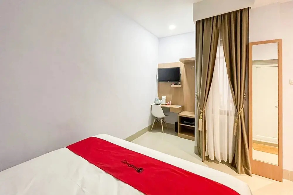 RedDoorz Syariah near Taman Kopi Gayo