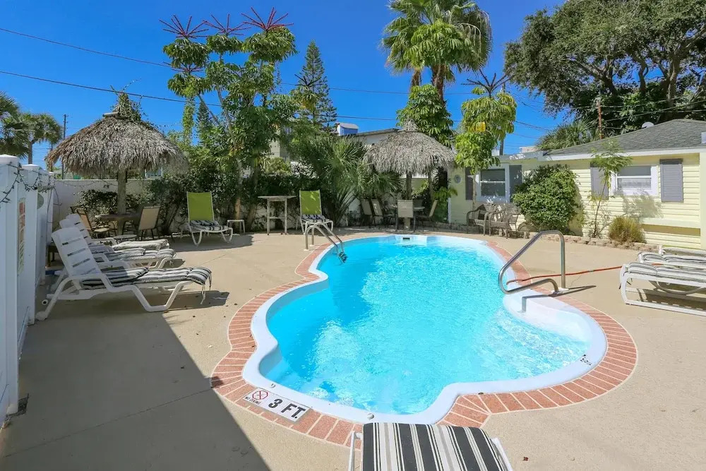 The Cottages at Madeira Beach/sea Turtle