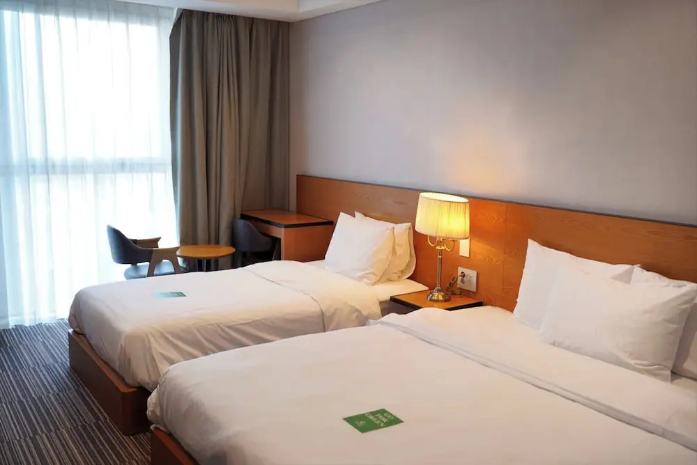 Days Hotel & Suites by Wyndham Incheon Airport