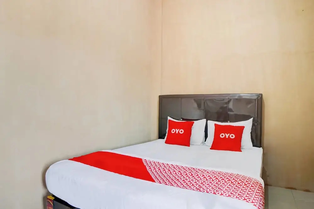 Hotel O Penginapan Syariah Faster Inn