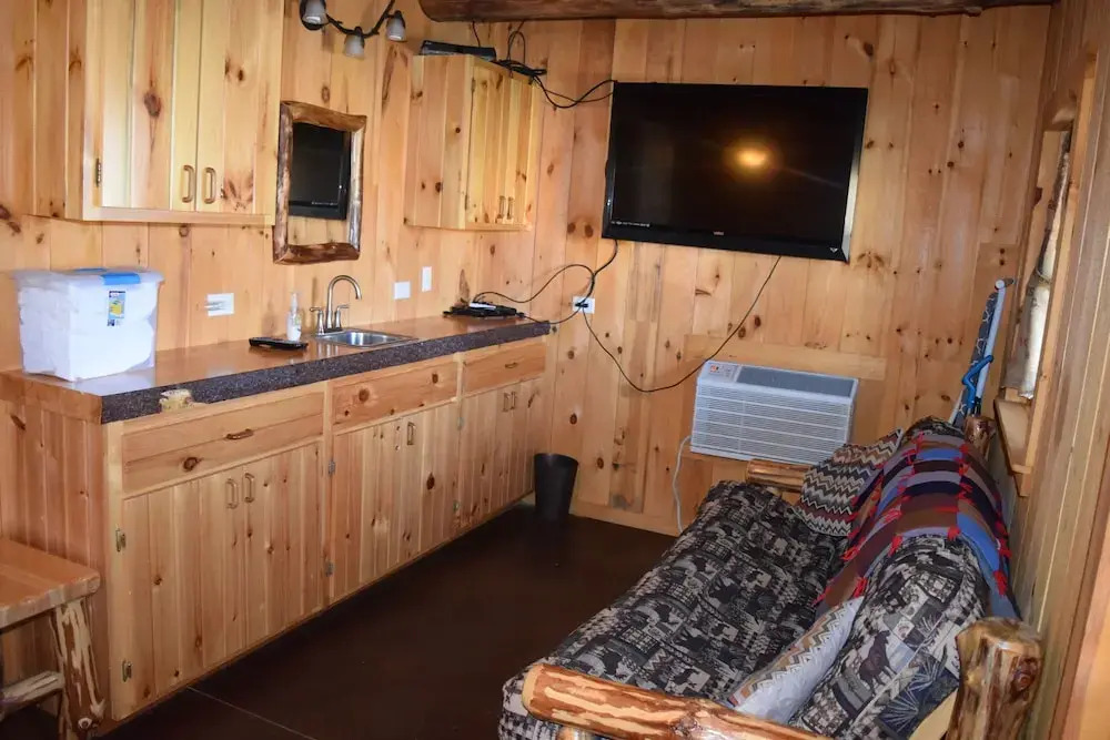 Diamond Lake Cabins