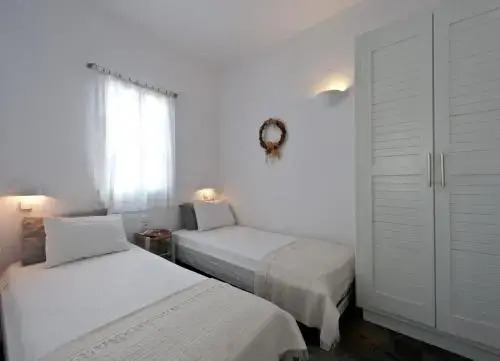 Archipelagos Apartments