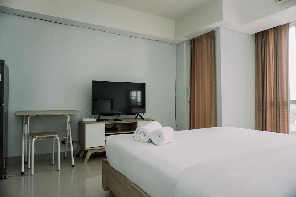 Cozy Living Studio Room Apartment At H Residence