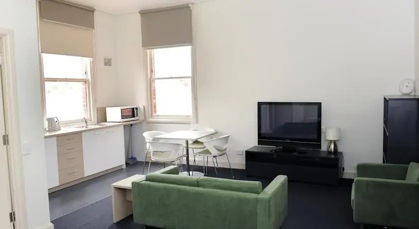 Yarra House