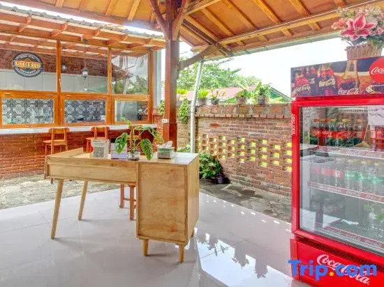 OYO 92606 Djoglo Boto Homestay Syariah