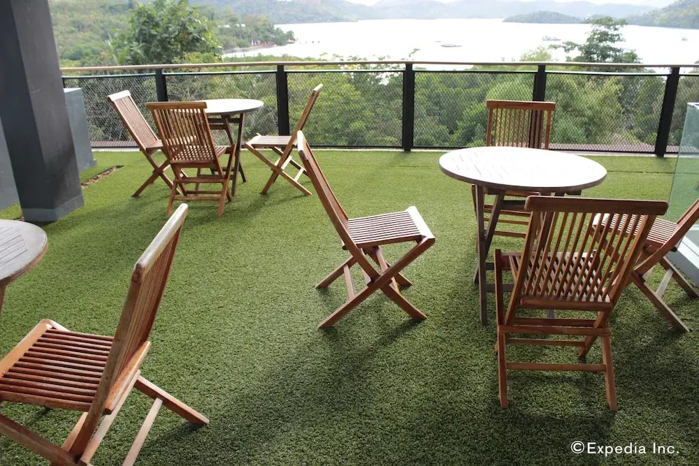 The Funny Lion Inn