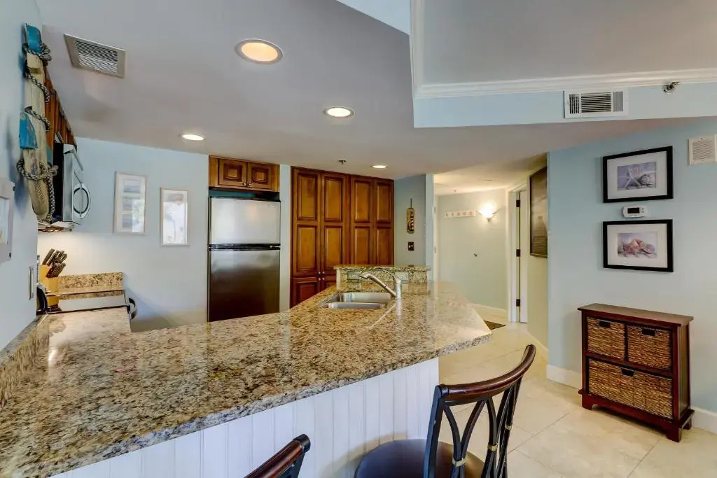 Wonderful Luxury Updated Villamare with Pool Bikes & Beach Gear included