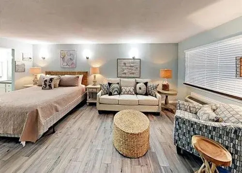Sea Breeze Suites
