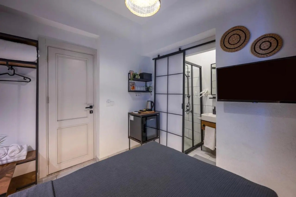 The Easy Rooms Verandah