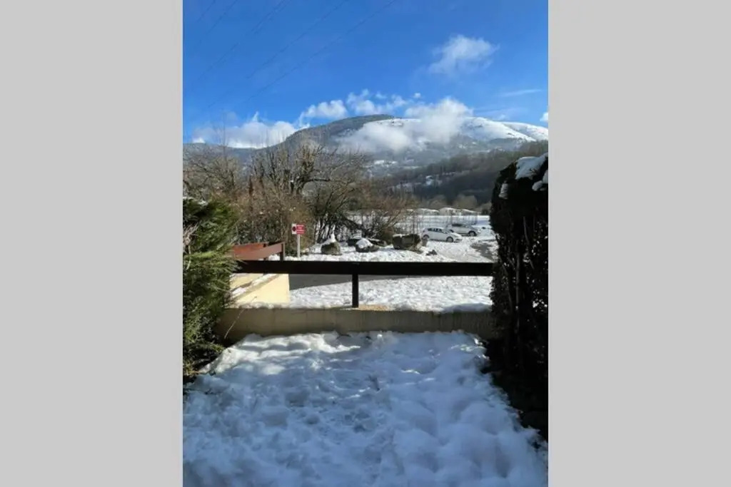 Studio Neuf St Lary 10 Min a Pied