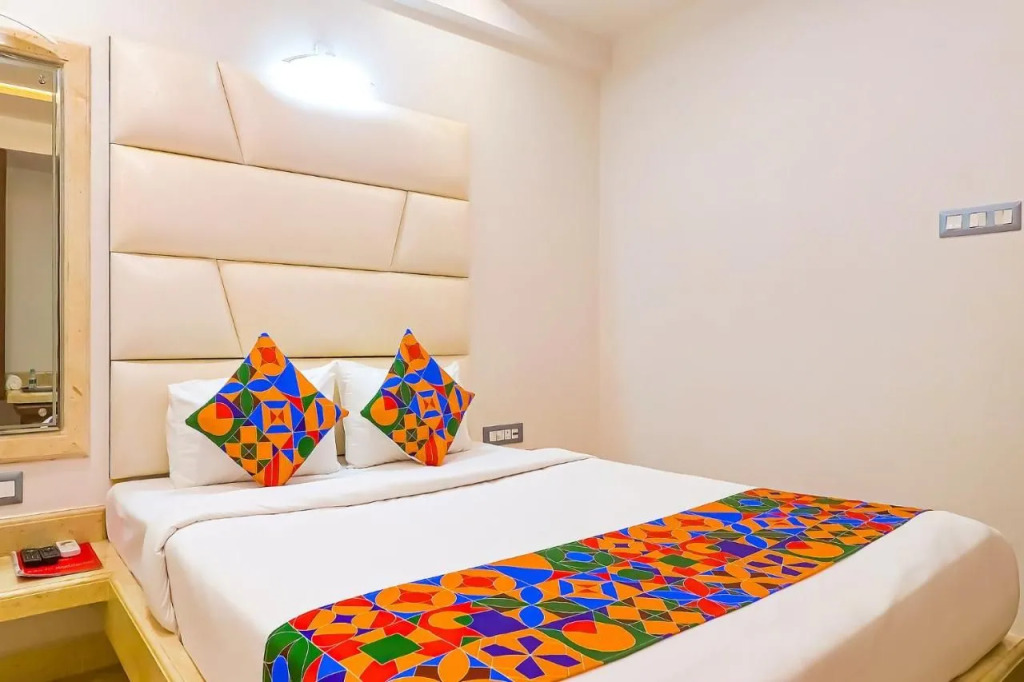Fabhotel Ruklo