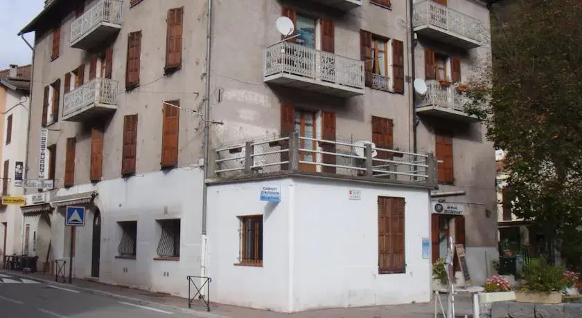 Au Relais dAuron