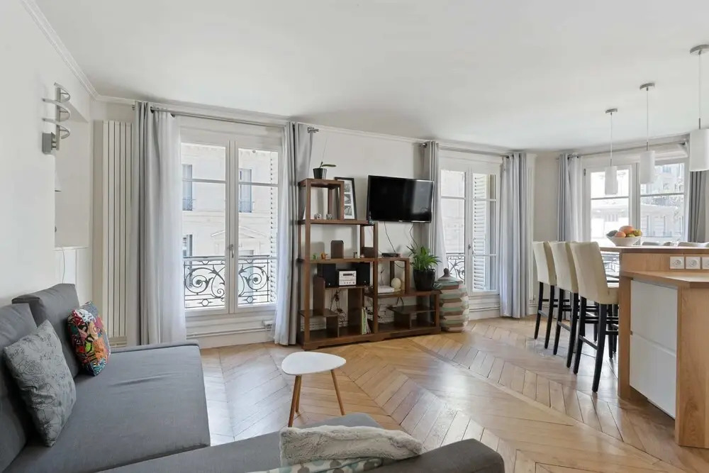 Family Apartment in the Heart of Paris