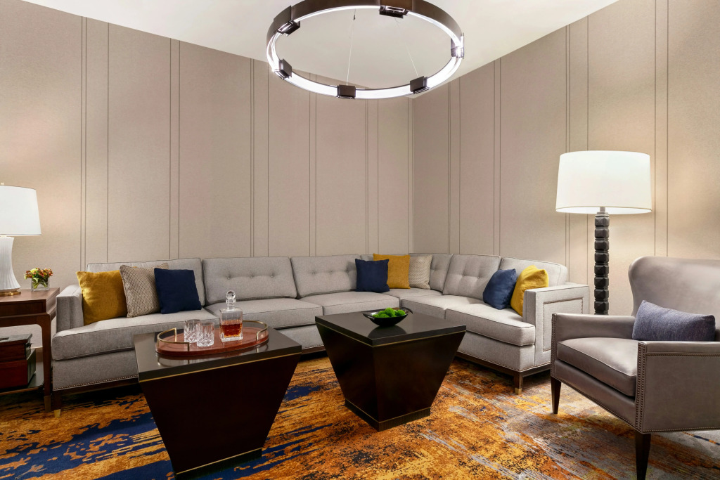 The Harpeth Franklin Downtown, Curio Collection by Hilton